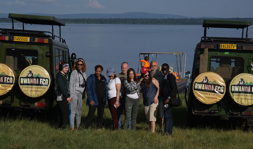 The Benefits of Joining a Group for Your African Safari