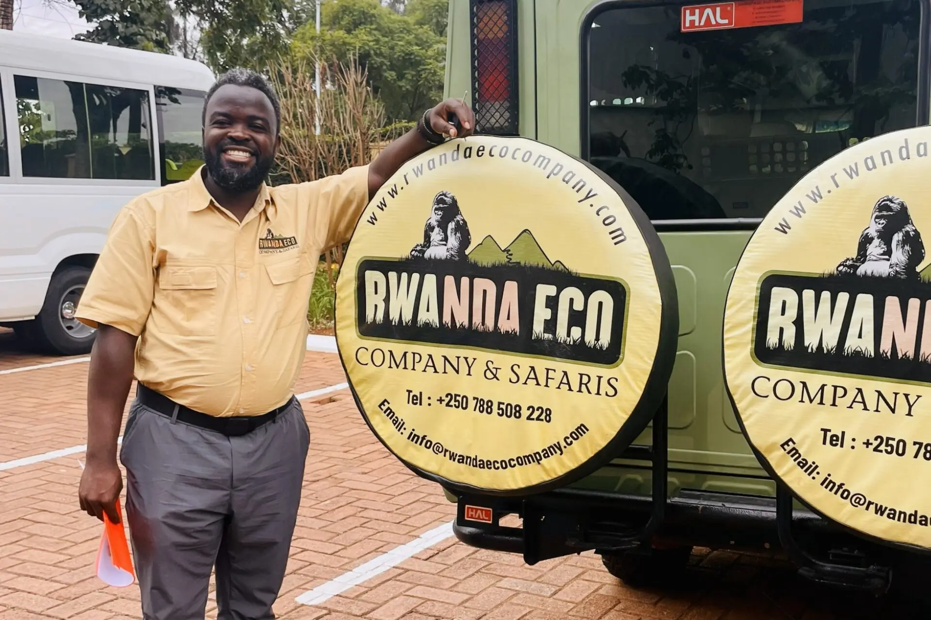 Tony, Rwanda Eco Company and Safaris guide