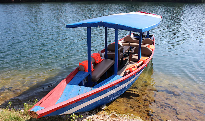 lake kivu boat cruise
