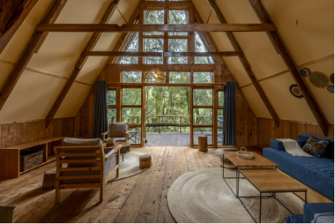 Interior view at Munazi Eco Lodge